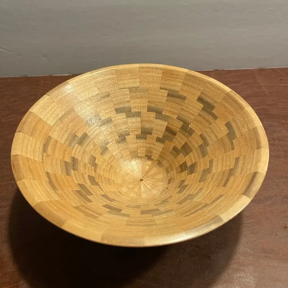 Weaved Wood Basket artistic 7-3/4” beautiful